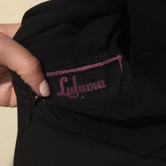 Black dress with sheer black back ties - Picture 6 of 6